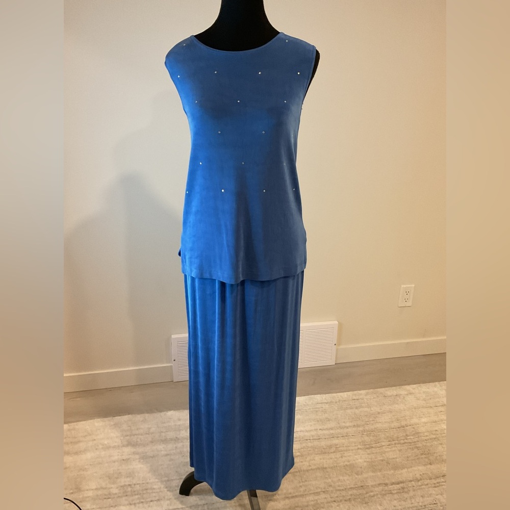 Piccadilly Fashions Slinky Elegant 2 Piece Maxi Skirt & Embellished Tank Top.